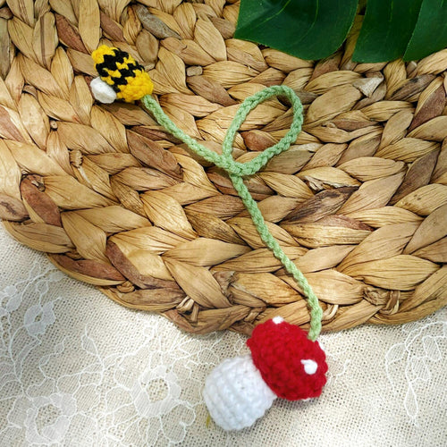 Wildflower bookmark hand-embroidered on natural linen with a tassel