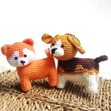 Handmade Crochet Cat and Dog Keychains, Cute Crochet Animal Charms, Unique Crochet Gift, Kawaii Crochet Accessories, Artisan Crochet Keychains