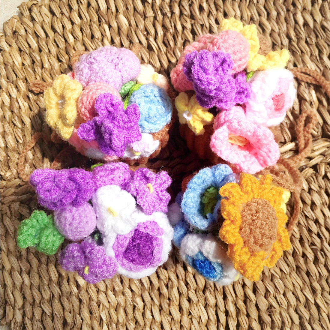 Handmade Crochet Flower Basket, Colorful Floral Arrangement, Unique Crochet Home Decor, Artisan Crochet Flowers, Crochet Flower Gift Beautiful