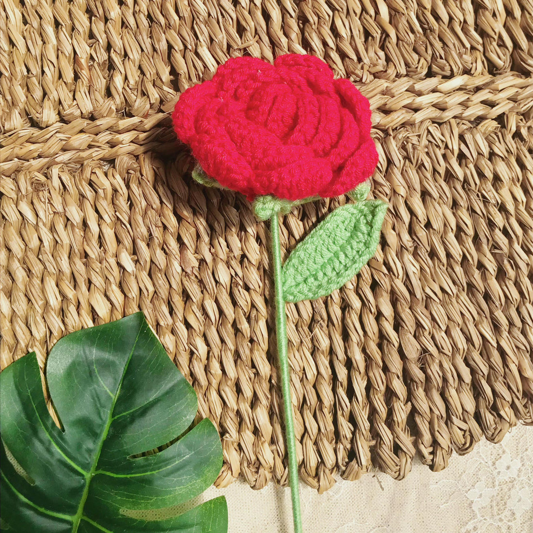 Handmade Crochet Daisy Bouquet, Cheerful Floral Decor, Unique Crochet Gift, Sunny Home Decor, Artisan Crochet Flowers