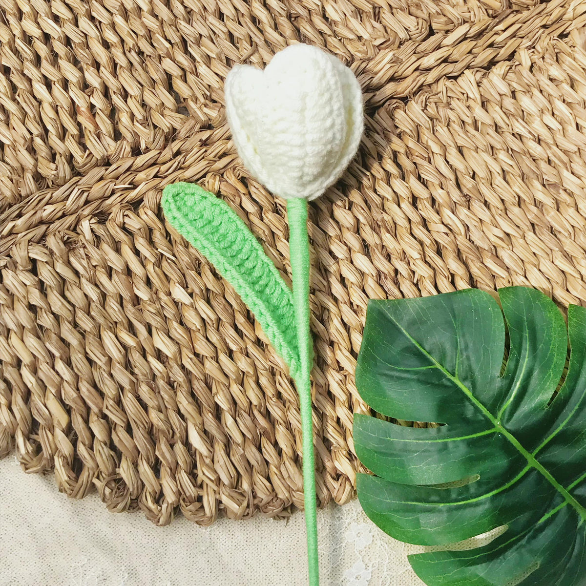 Crochet tulip flowers in cotton yarn, another view