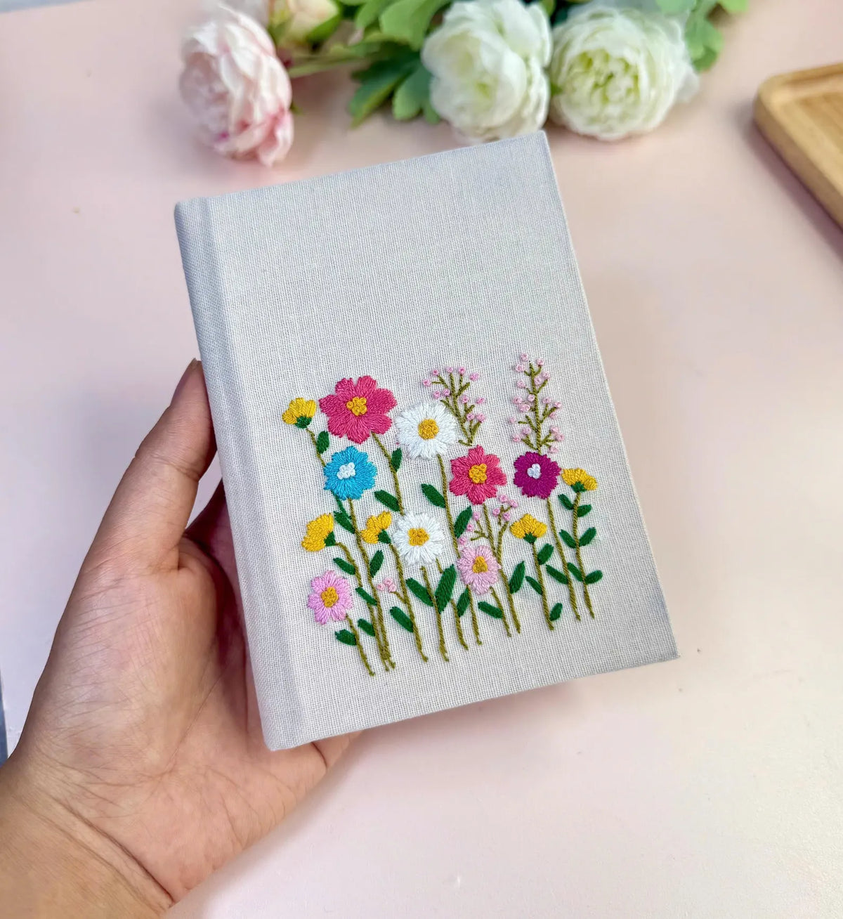 Woodland & Wildflower Journal, Six Designs by The Thread Nest, hand-embroidered linen cover, photo 3