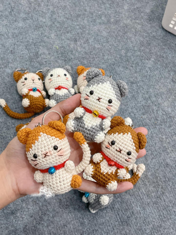 Handmade Crochet Cat Keychains, Cute Crochet Animal Charms, Unique Crochet Gift, Kawaii Crochet Accessories, Artisan Crochet Keychains