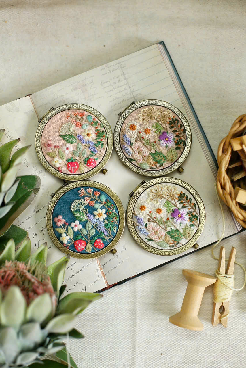 Hand Embroidered Compact Mirror Botanical Leaf Design • Wholesale Available