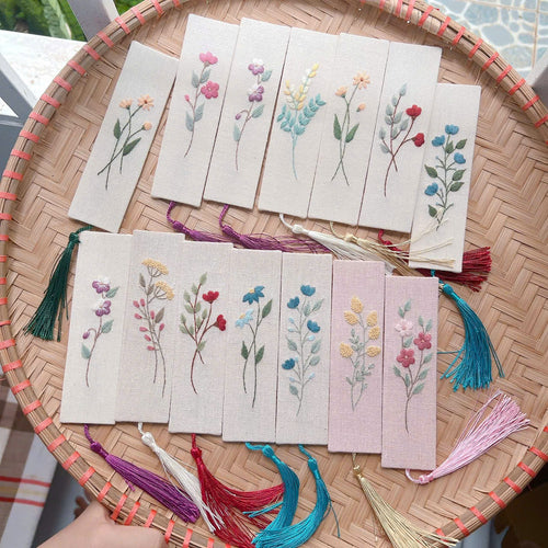 Floral linen bookmark hand-embroidered with a soft tassel